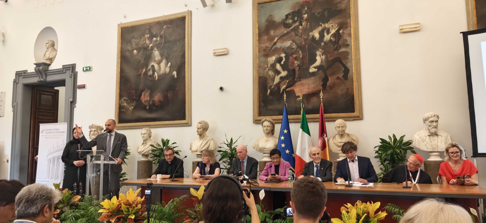 In the Pope's gardens, the Vatican hosts a true conclave of artificial intelligence