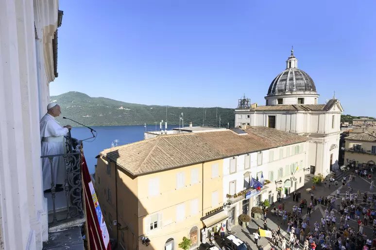 Nobel Laureates Summit at Castel Gandolfo: 'we expect a strong commitment on AI governance'